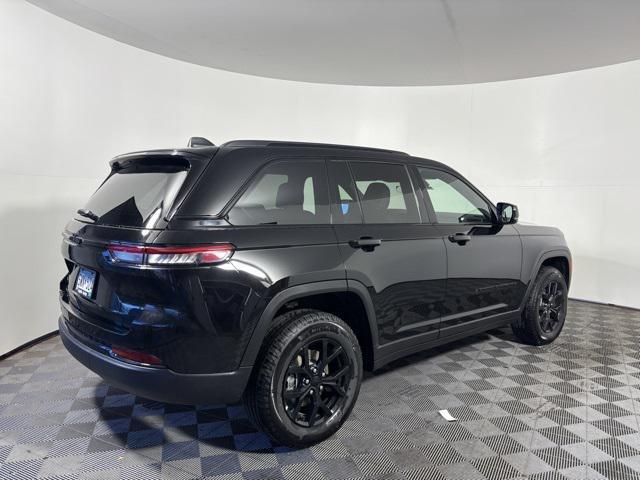 new 2025 Jeep Grand Cherokee car, priced at $40,566