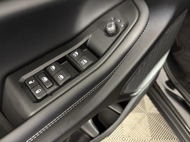 new 2025 Jeep Grand Cherokee car, priced at $40,566