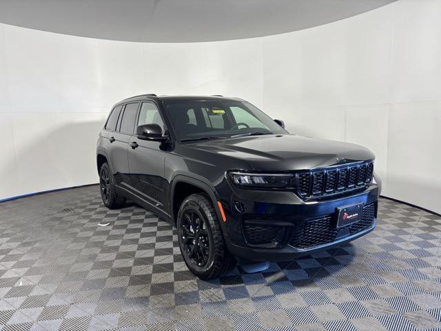 new 2025 Jeep Grand Cherokee car, priced at $40,566