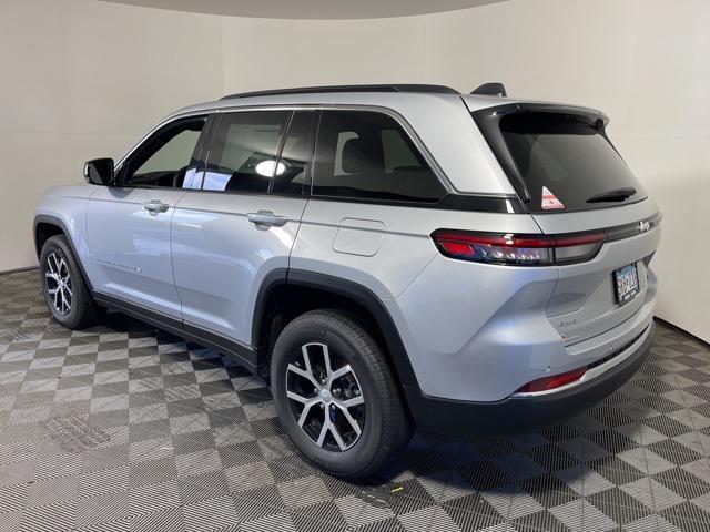 new 2025 Jeep Grand Cherokee car, priced at $40,358
