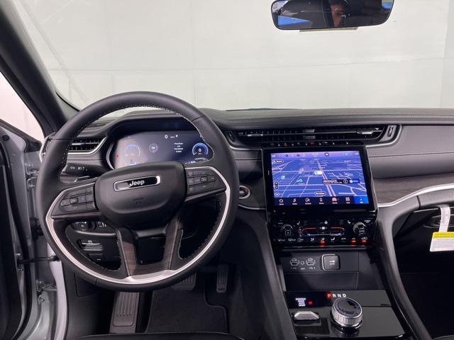new 2025 Jeep Grand Cherokee car, priced at $40,358