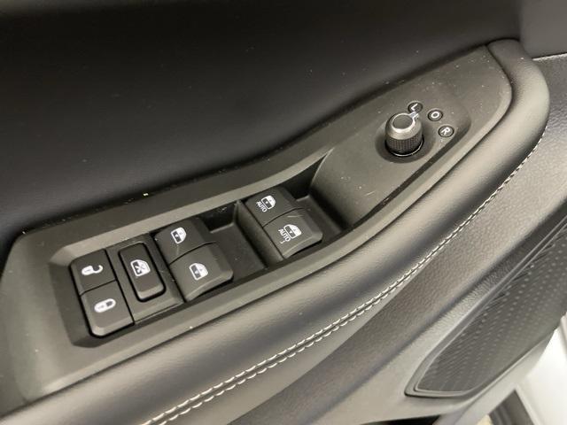 new 2025 Jeep Grand Cherokee car, priced at $40,358