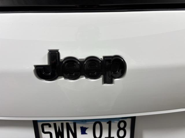 new 2025 Jeep Grand Cherokee car, priced at $46,957