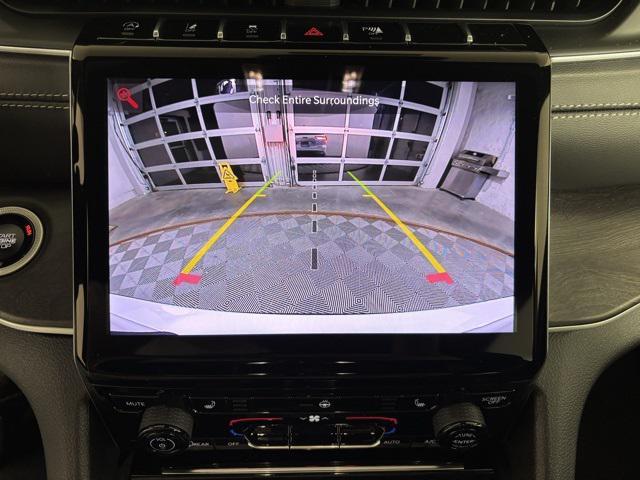 new 2025 Jeep Grand Cherokee car, priced at $46,957