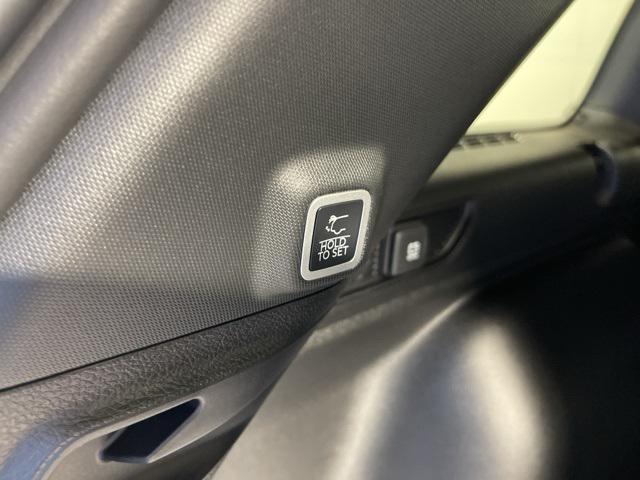new 2025 Jeep Grand Cherokee car, priced at $39,301