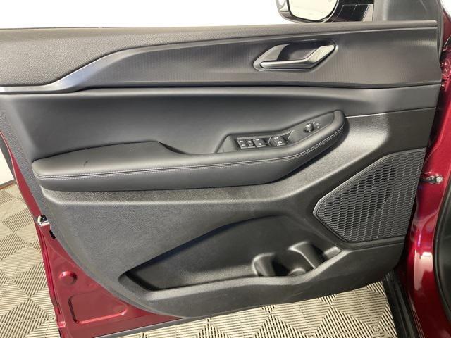 new 2025 Jeep Grand Cherokee car, priced at $39,301