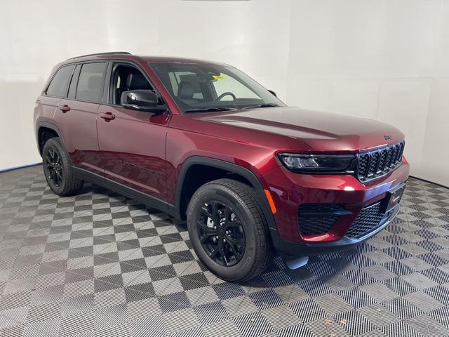 new 2025 Jeep Grand Cherokee car, priced at $40,301