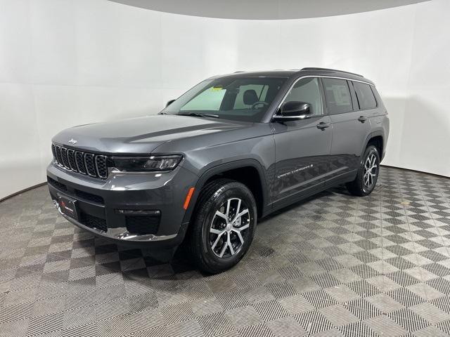 new 2025 Jeep Grand Cherokee car, priced at $43,126