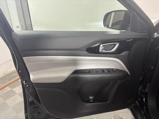 new 2025 Jeep Compass car, priced at $28,599