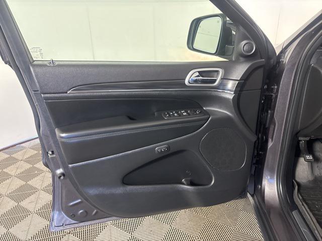 used 2021 Jeep Grand Cherokee car, priced at $27,974