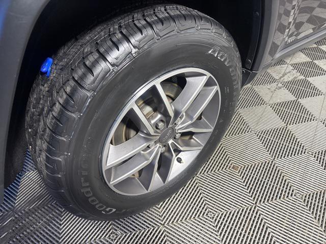used 2021 Jeep Grand Cherokee car, priced at $27,974