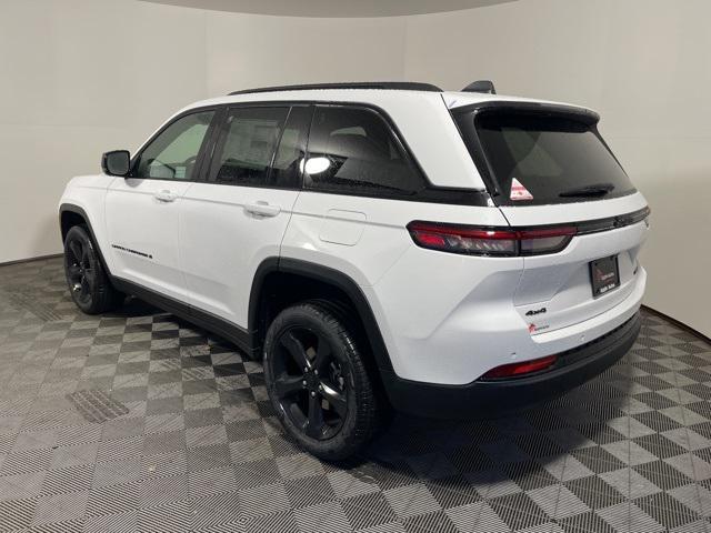 new 2025 Jeep Grand Cherokee car, priced at $45,225