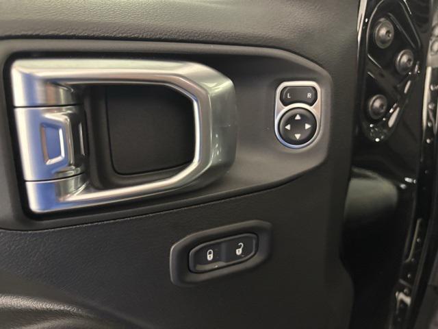 new 2025 Jeep Gladiator car, priced at $48,194