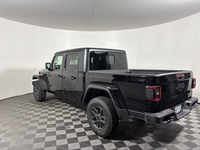 new 2025 Jeep Gladiator car, priced at $48,194