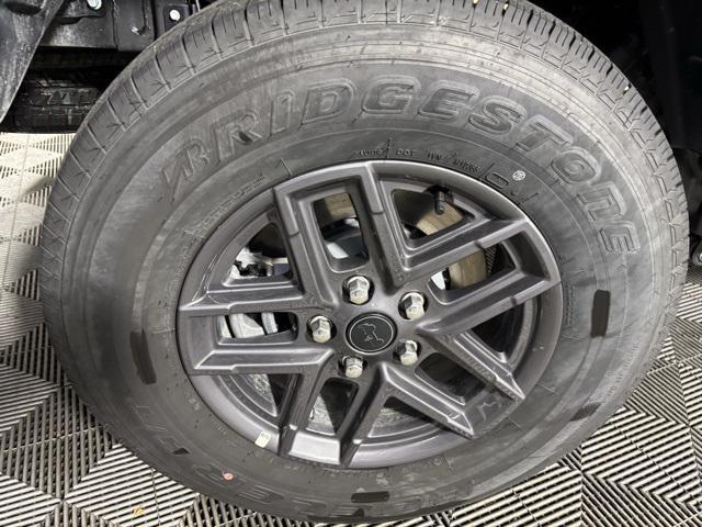 new 2025 Jeep Gladiator car, priced at $48,194