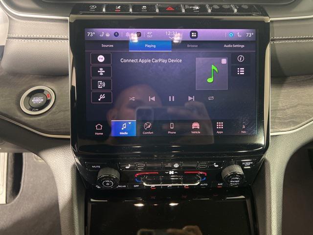 new 2025 Jeep Grand Cherokee car, priced at $44,479