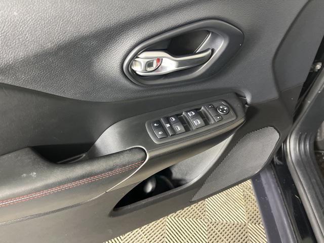 used 2019 Jeep Cherokee car, priced at $16,553
