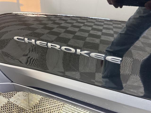 used 2019 Jeep Cherokee car, priced at $16,553