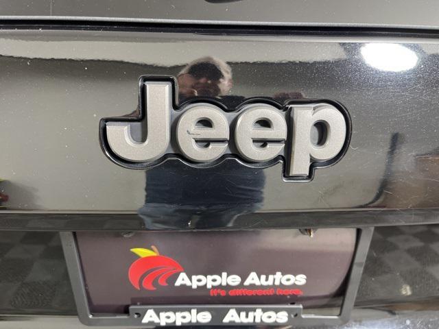 used 2019 Jeep Cherokee car, priced at $16,553