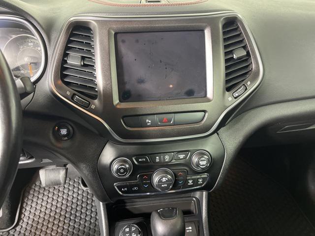 used 2019 Jeep Cherokee car, priced at $16,553