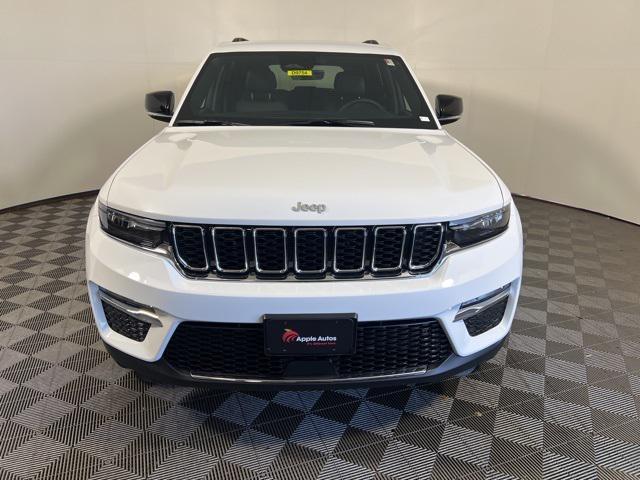 new 2025 Jeep Grand Cherokee car, priced at $40,608