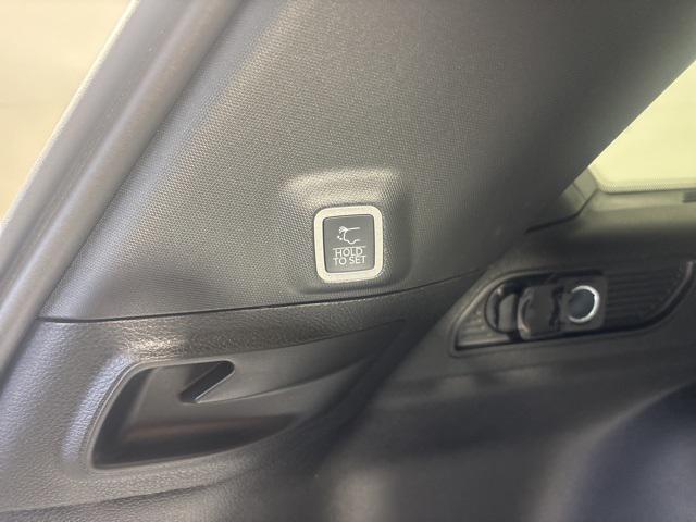 new 2025 Jeep Grand Cherokee car, priced at $49,050