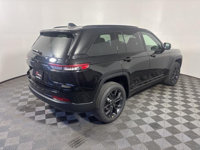 new 2025 Jeep Grand Cherokee car, priced at $49,050