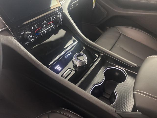 new 2025 Jeep Grand Cherokee car, priced at $49,050