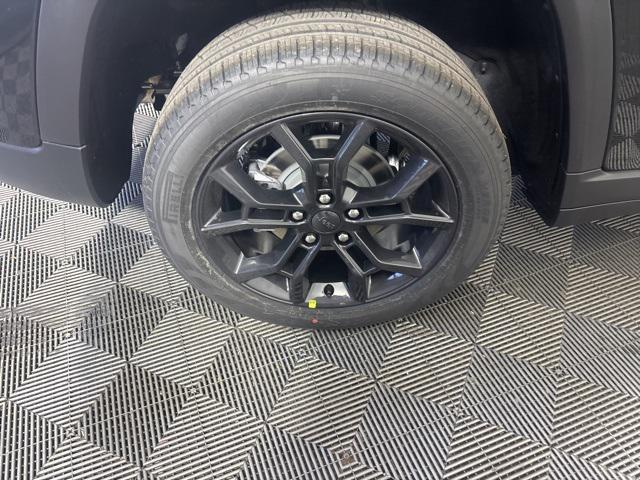 new 2025 Jeep Grand Cherokee car, priced at $49,050