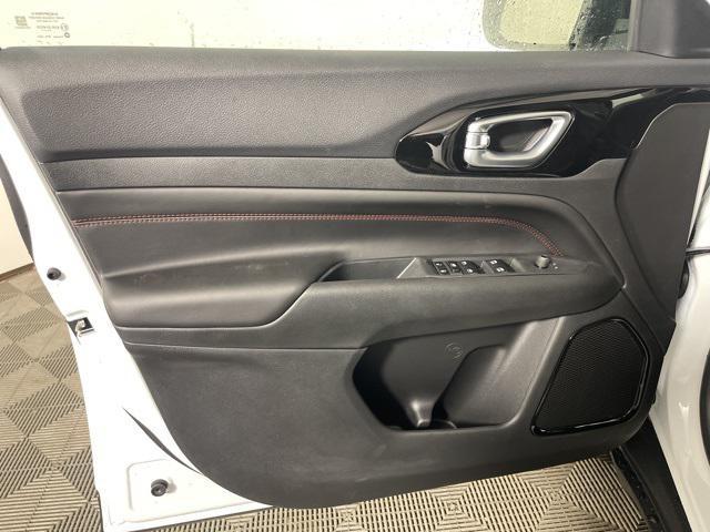 new 2026 Jeep Compass car, priced at $33,495