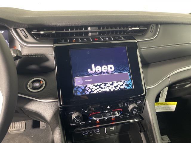 new 2025 Jeep Grand Cherokee car, priced at $41,418