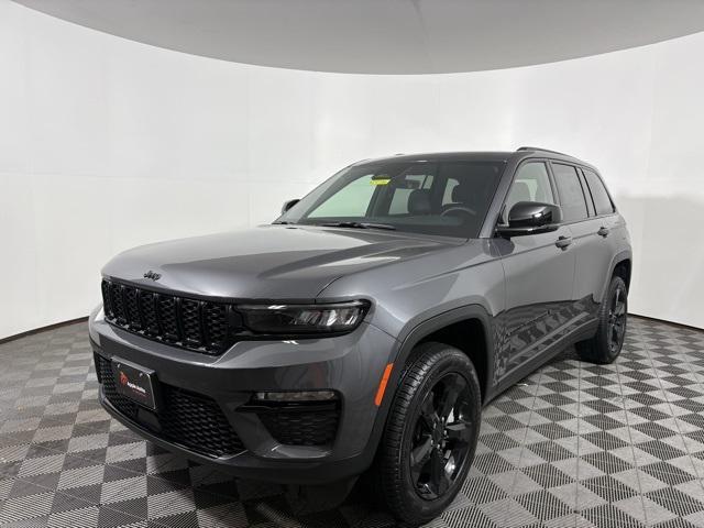 new 2025 Jeep Grand Cherokee car, priced at $44,836
