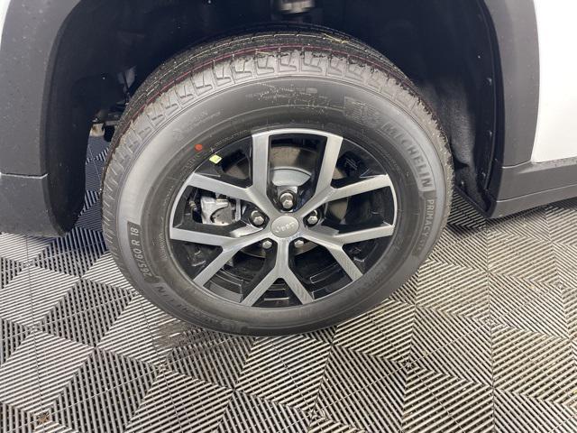 new 2025 Jeep Grand Cherokee car, priced at $47,453