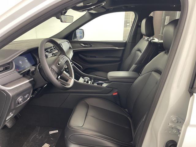 new 2025 Jeep Grand Cherokee car, priced at $47,453