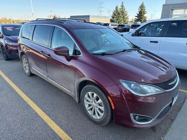 used 2017 Chrysler Pacifica car, priced at $13,980