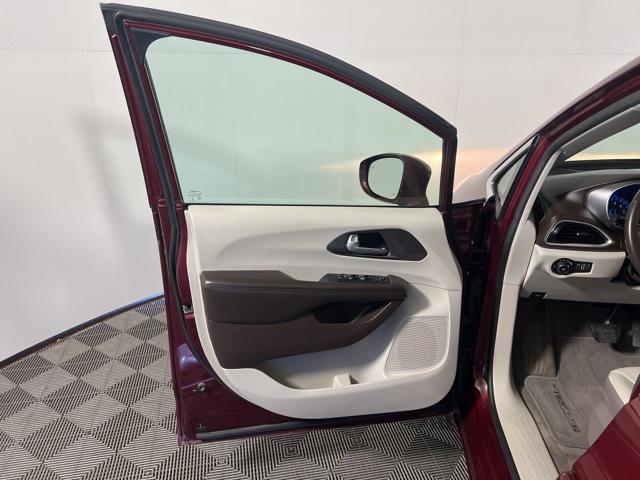 used 2017 Chrysler Pacifica car, priced at $14,444