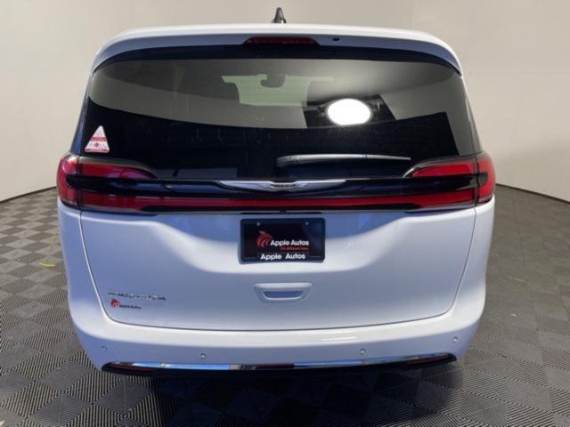 new 2025 Chrysler Pacifica car, priced at $40,995