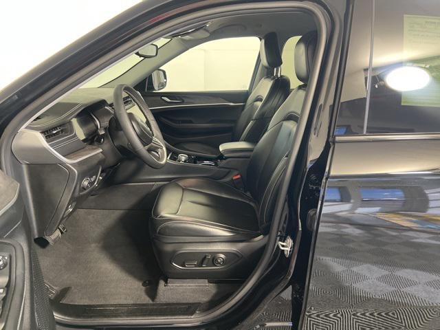 used 2023 Jeep Grand Cherokee car, priced at $32,999