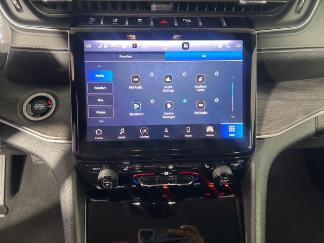 used 2023 Jeep Grand Cherokee car, priced at $32,999