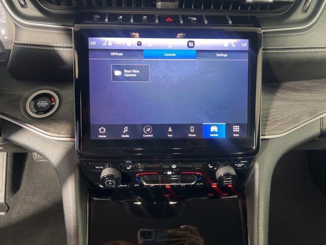 used 2023 Jeep Grand Cherokee car, priced at $32,999