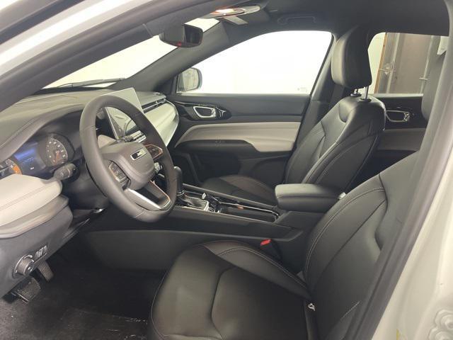 new 2026 Jeep Compass car, priced at $32,995