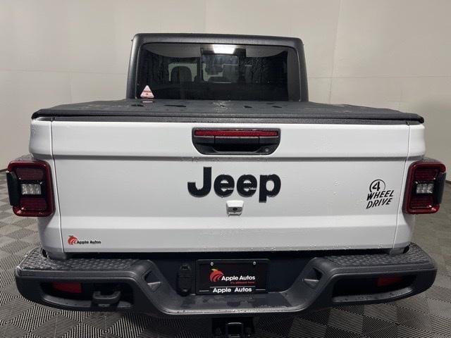 new 2024 Jeep Gladiator car, priced at $40,495