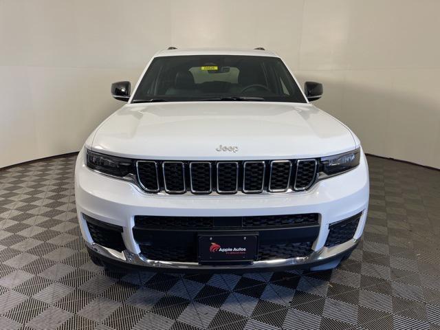 new 2025 Jeep Grand Cherokee car, priced at $44,504