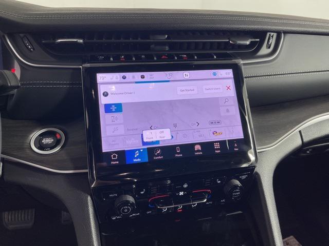 new 2025 Jeep Grand Cherokee car, priced at $44,504