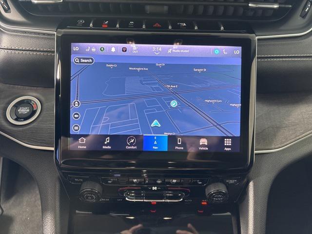 used 2023 Jeep Grand Cherokee car, priced at $34,753