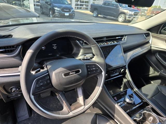 used 2023 Jeep Grand Cherokee car, priced at $34,980