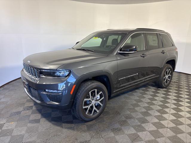 new 2025 Jeep Grand Cherokee car, priced at $39,492