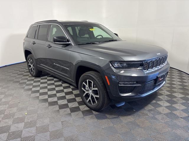 new 2025 Jeep Grand Cherokee car, priced at $39,492