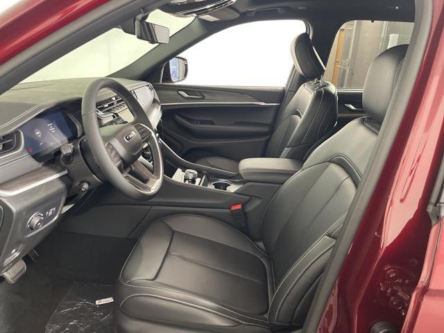 new 2025 Jeep Grand Cherokee car, priced at $47,342