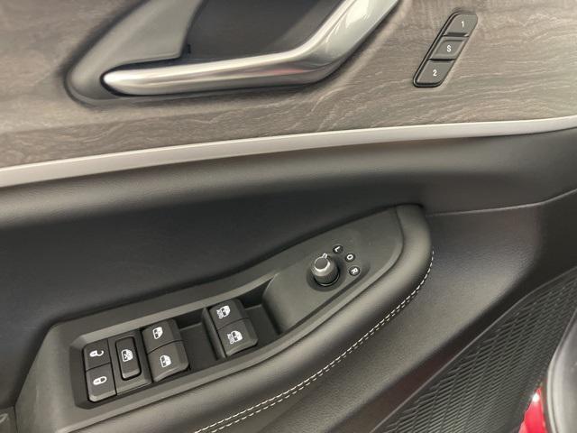 new 2025 Jeep Grand Cherokee car, priced at $47,342